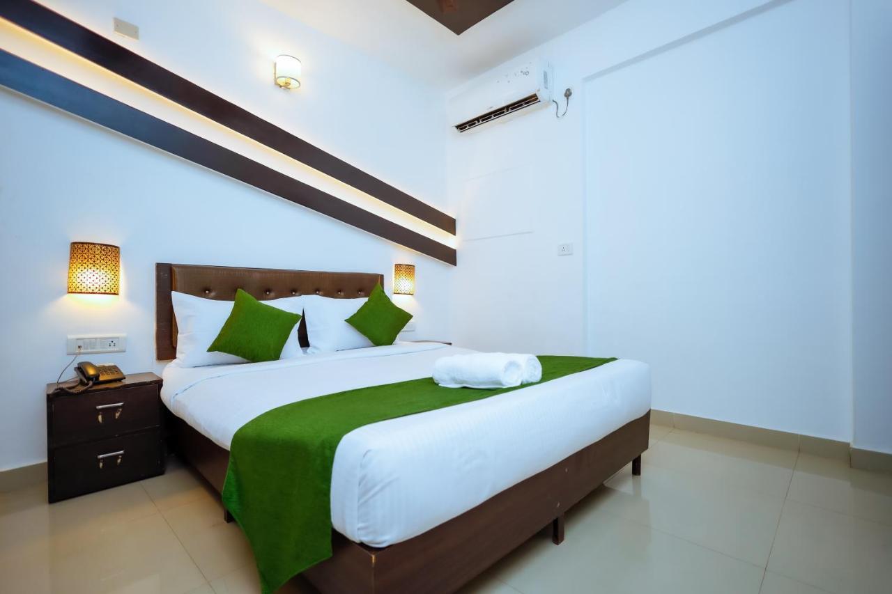 Sunkissed Premium, Goa By Wsi, Calangute Beach Esterno foto